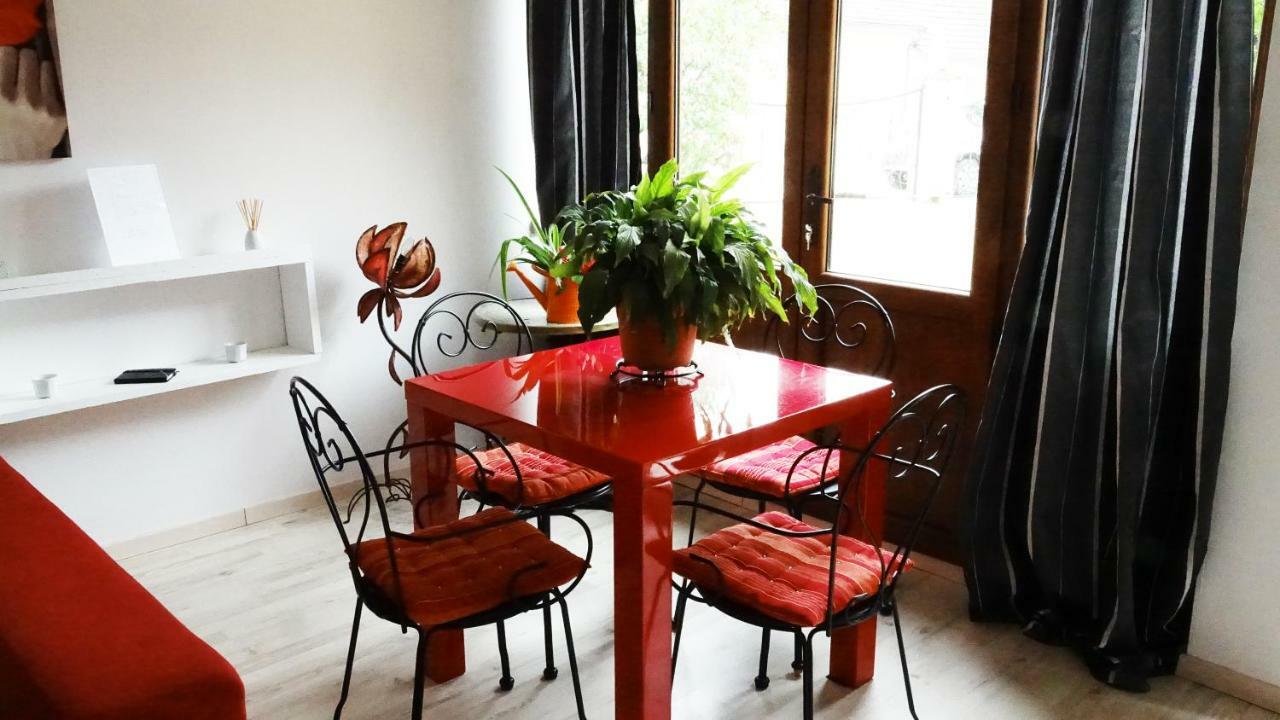 Apartamento Le Vieux Pressoir Saint-Germain-lès-Arlay Exterior foto