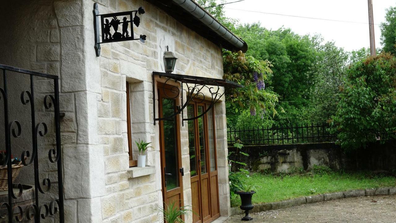 Apartamento Le Vieux Pressoir Saint-Germain-lès-Arlay Exterior foto