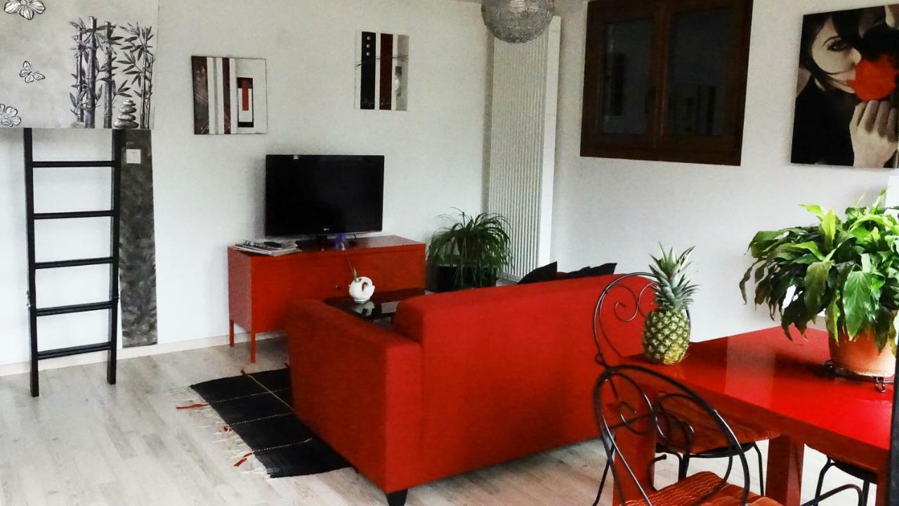 Apartamento Le Vieux Pressoir Saint-Germain-lès-Arlay Exterior foto